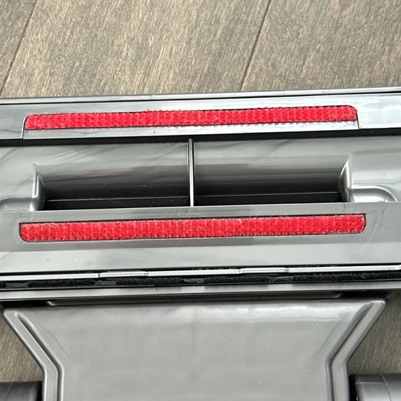 DYSON Vacuum Flat Out Head, Cordless Vacuum Floor Cleaning Attachment, Adaptor - Picture 4 of 12